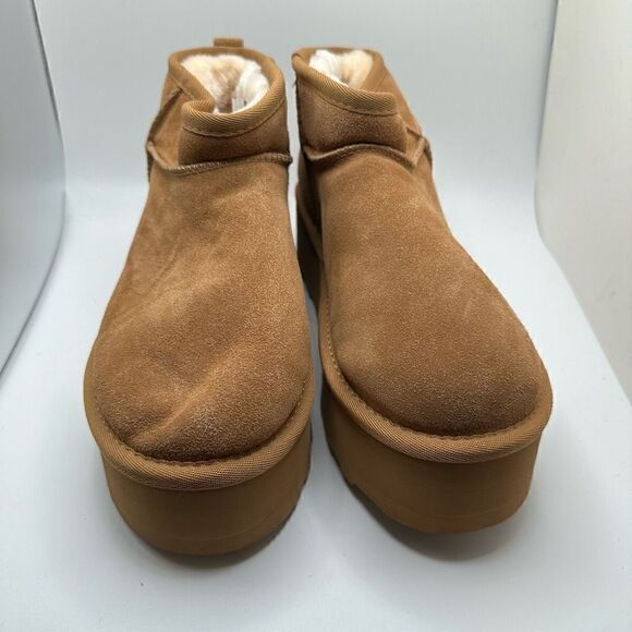 CUSHIONAIRE Women's Genuine Suede pull on platform boot +Memory Foam 8.5 WIDE CH - Picture 2 of 7